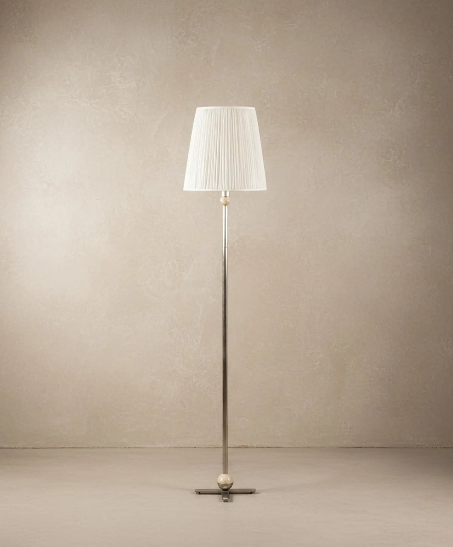 Onyx Floor Lamp