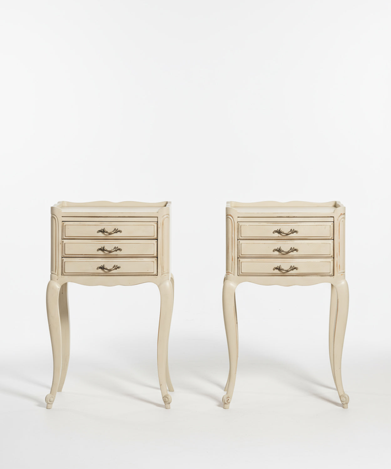 Pareja de mesitas de noche Naise