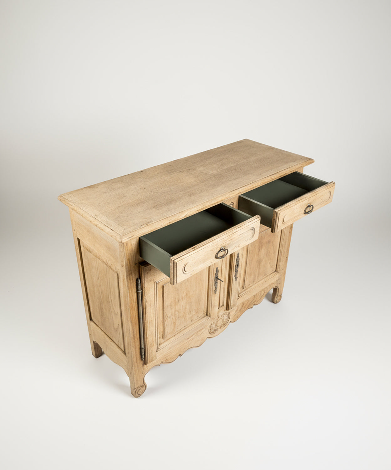 Aparador francés provenzal de roble