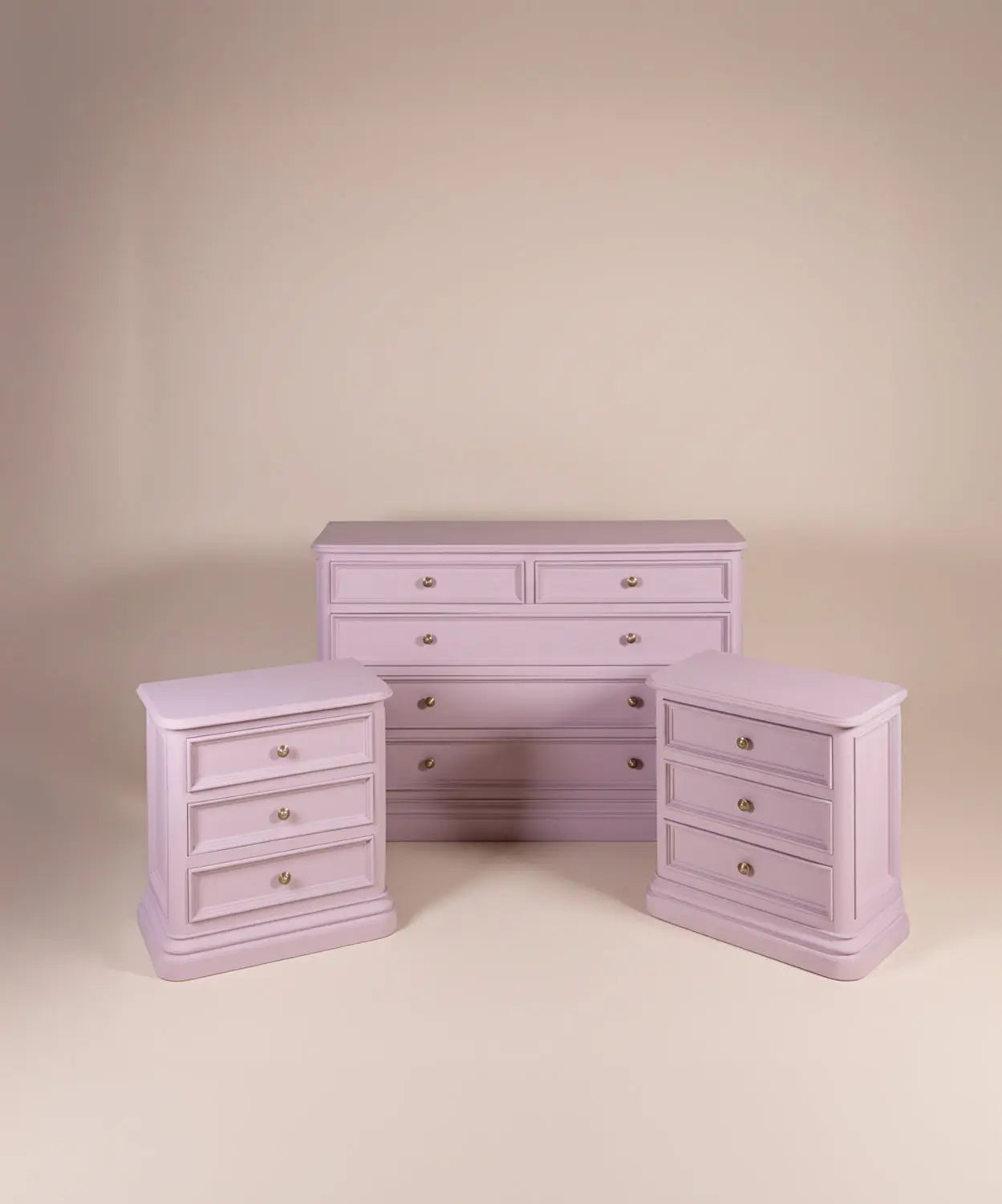 Conjunto de cómoda y mesitas de noche Aurora Antique arte y decoracion