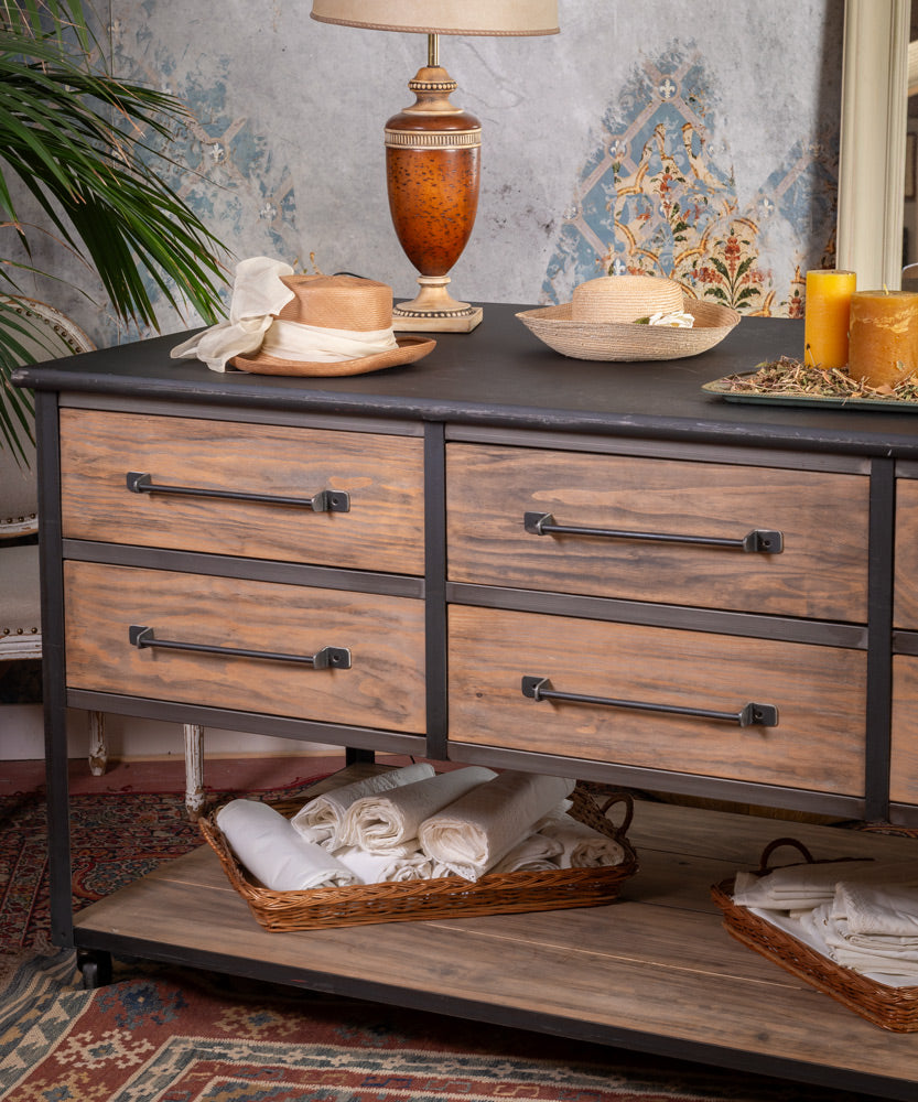 Mesa isla industrial La Manzanera