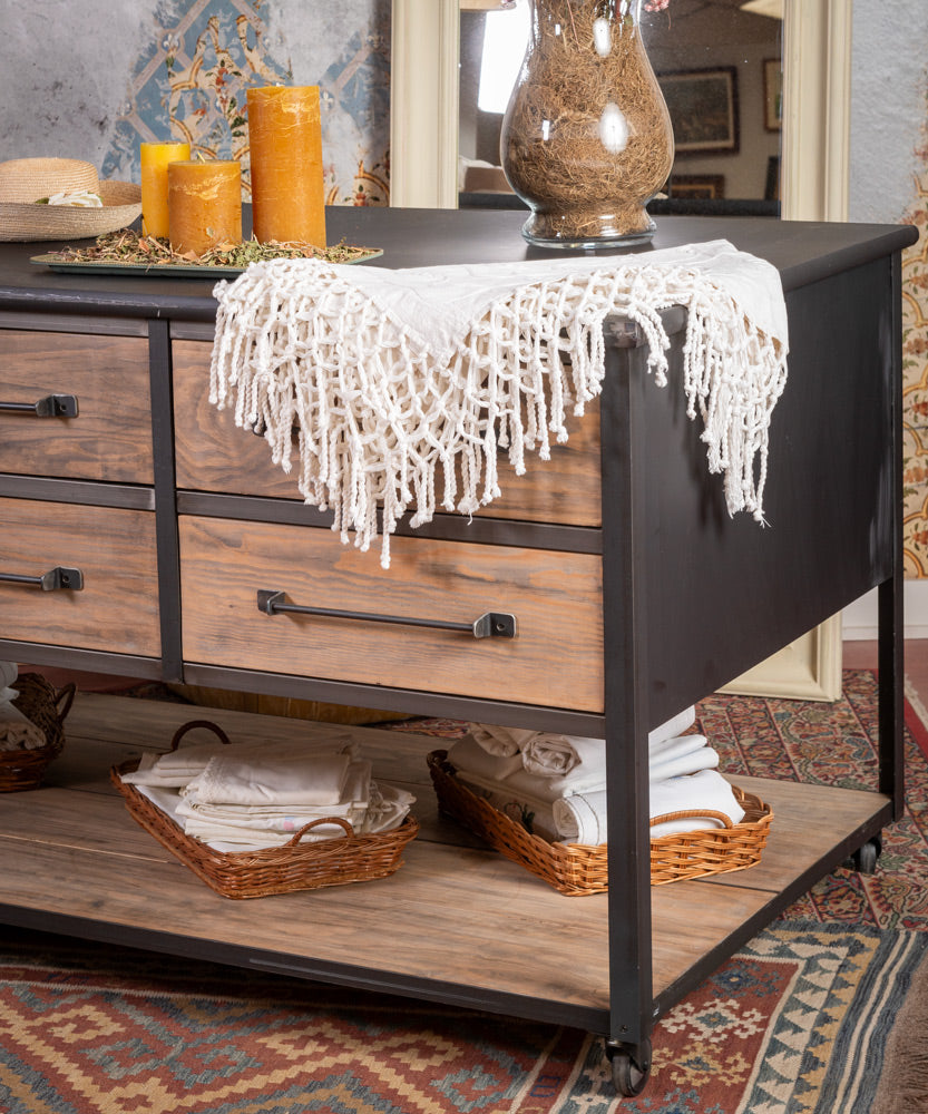 Mesa isla industrial La Manzanera