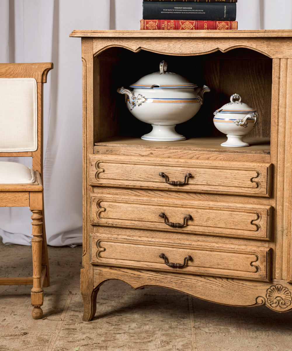 Provençal oak sideboard