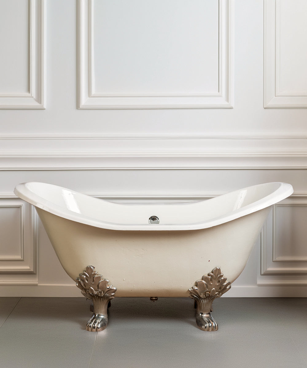 Cast iron bathtub