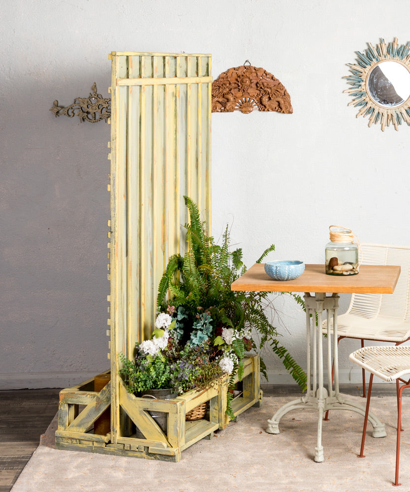 Maurice wooden flowerpot screen