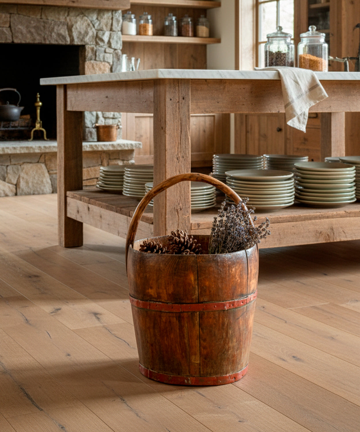 Cubo antiguo de madera