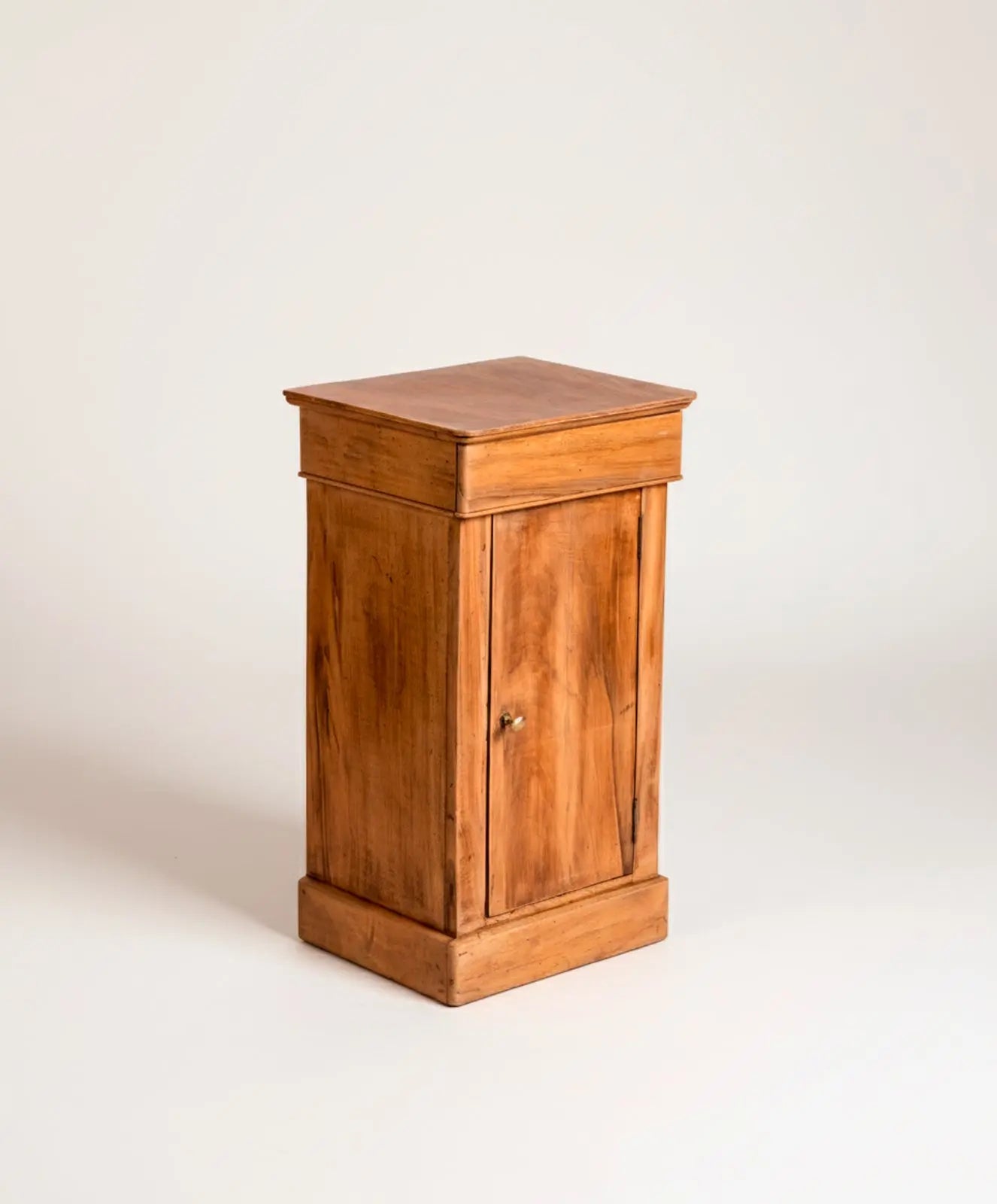 Mesita antigua Estella Antique arte y decoracion