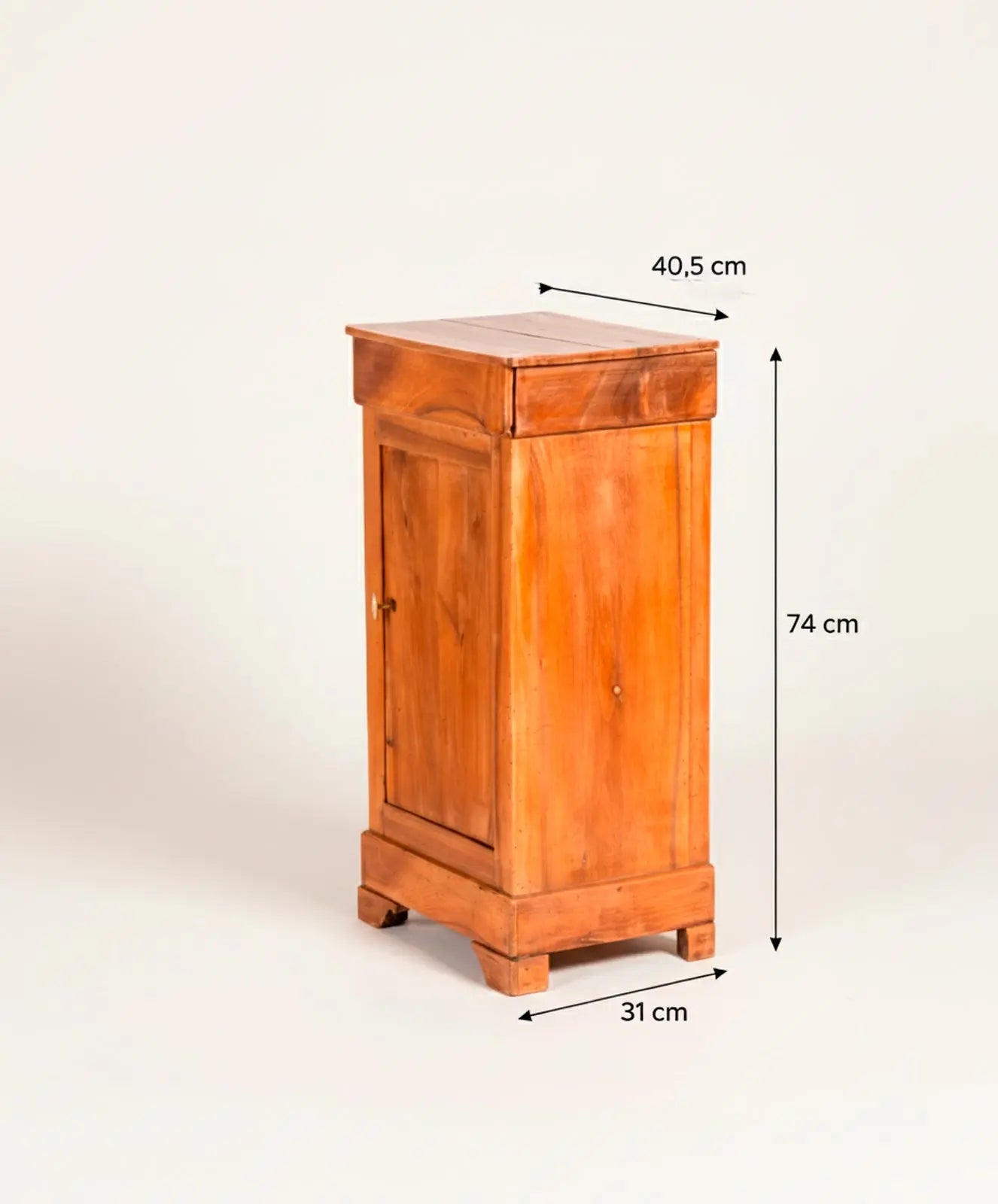 Mesita antigua Iruña Antique arte y decoracion