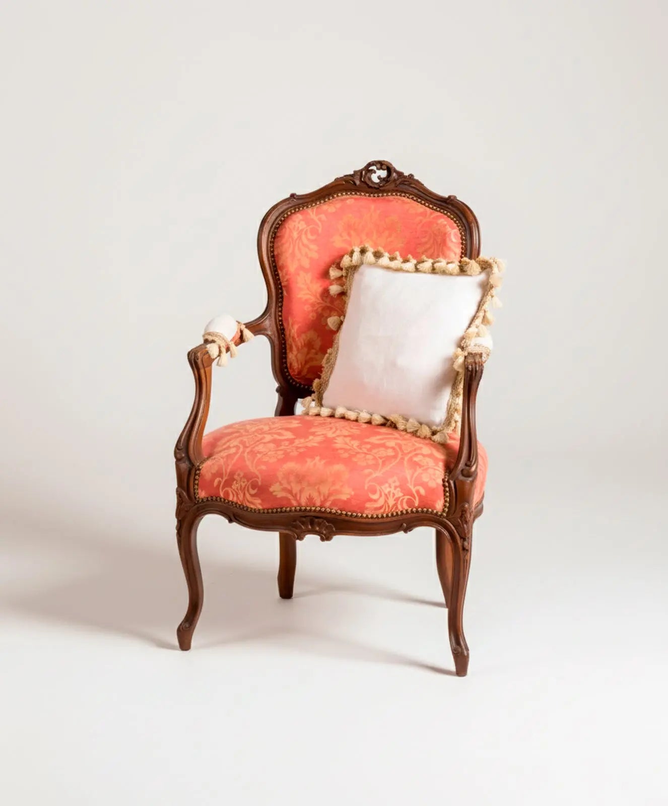 Butaca estilo Luis XV Antique arte y decoracion