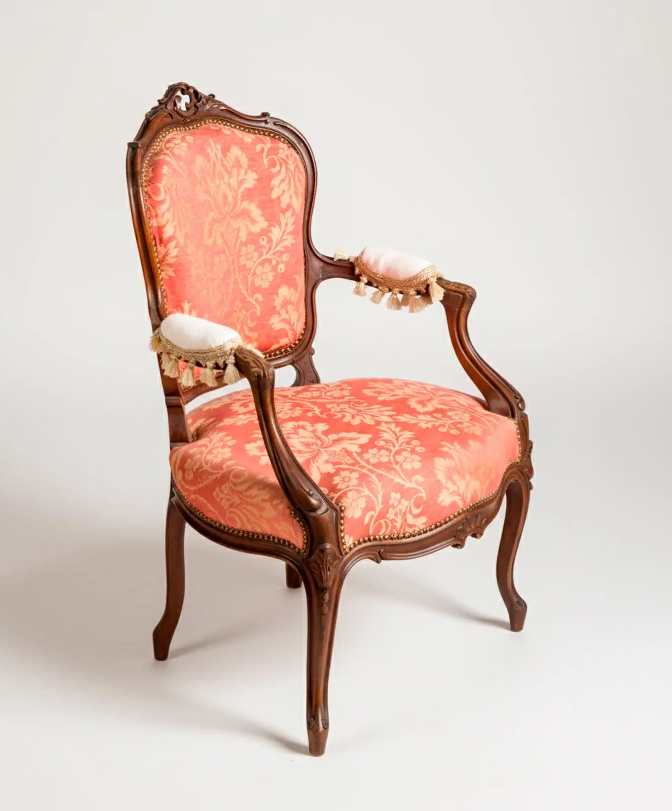 Butaca estilo Luis XV Antique arte y decoracion