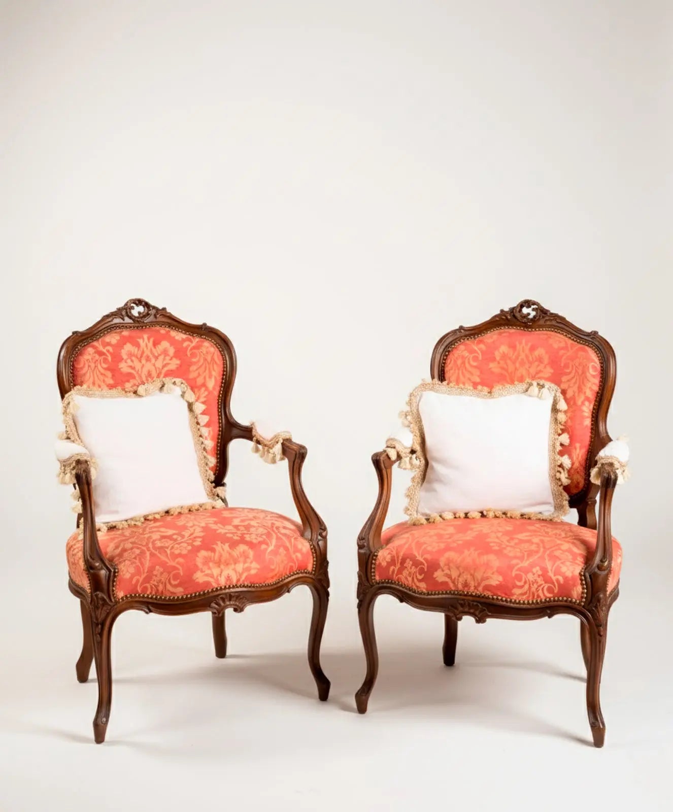 Butaca estilo Luis XV Antique arte y decoracion