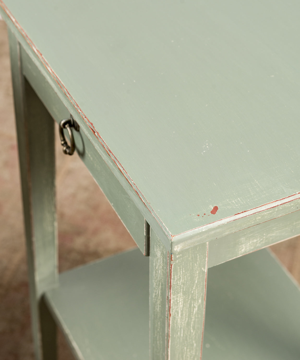 Pareja de mesitas de noche vintage verde decapé