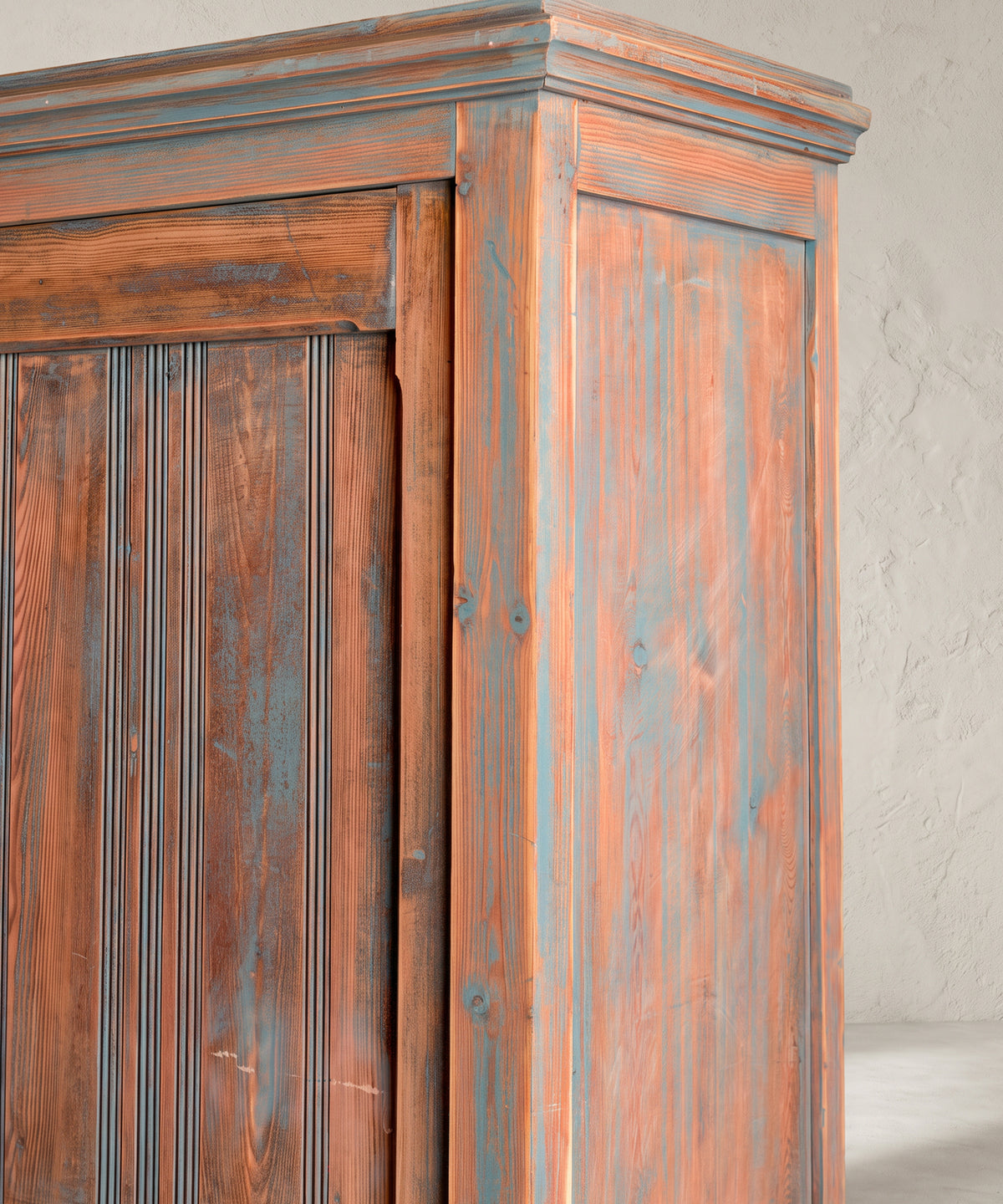 Detalle costado de bastidor y panel y cornisa moldurada en pino decapado — Antique Arte y Decoración