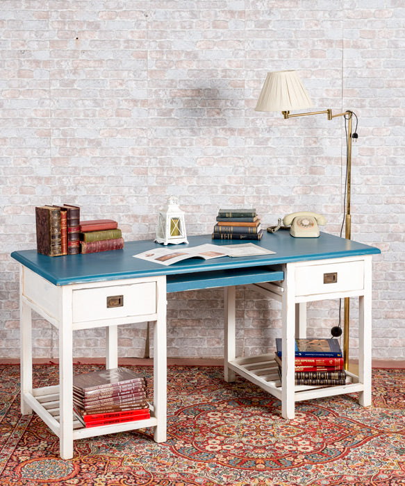 Nautilus Boat Desk