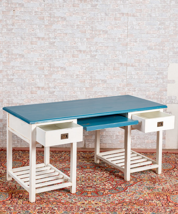 Nautilus Boat Desk