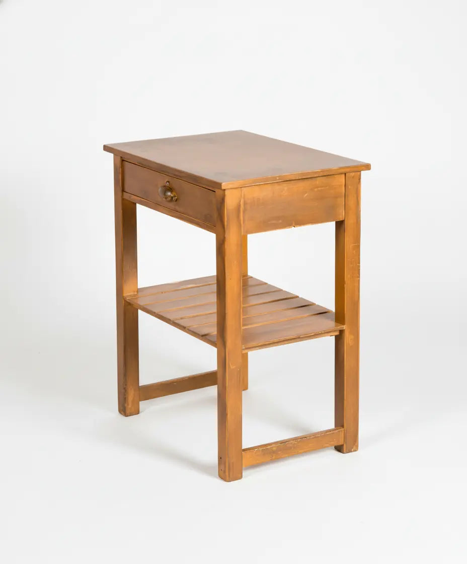 mesa auxiliar de madera restaurada