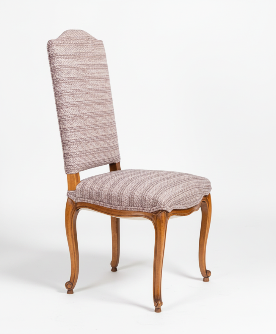 conjunto de sillas antiguas tapizadas