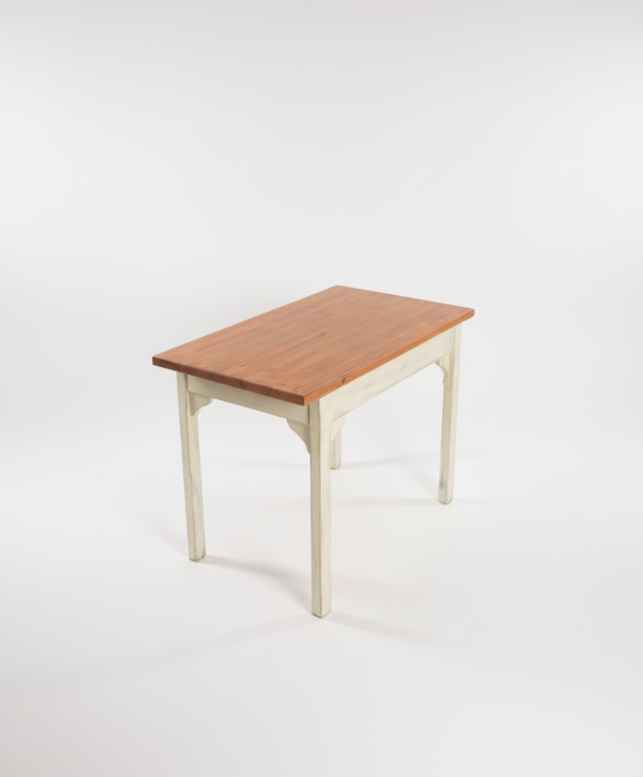 Coria antique side table