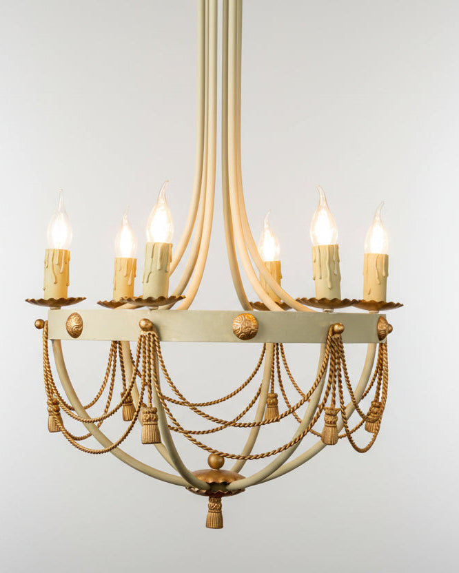 Lámpara antigua de hierro provenzal