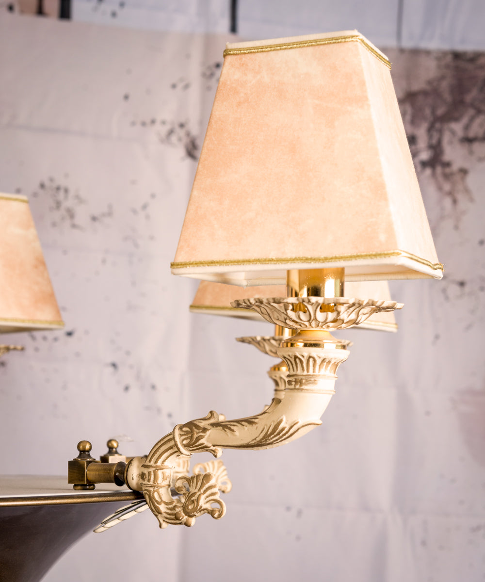 Murano and wrought iron lamp