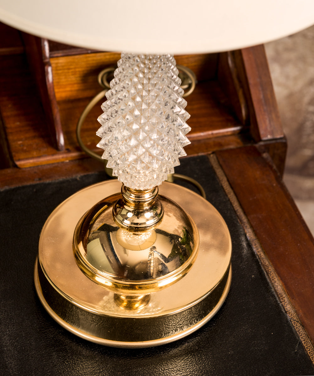 Diamond table lamp