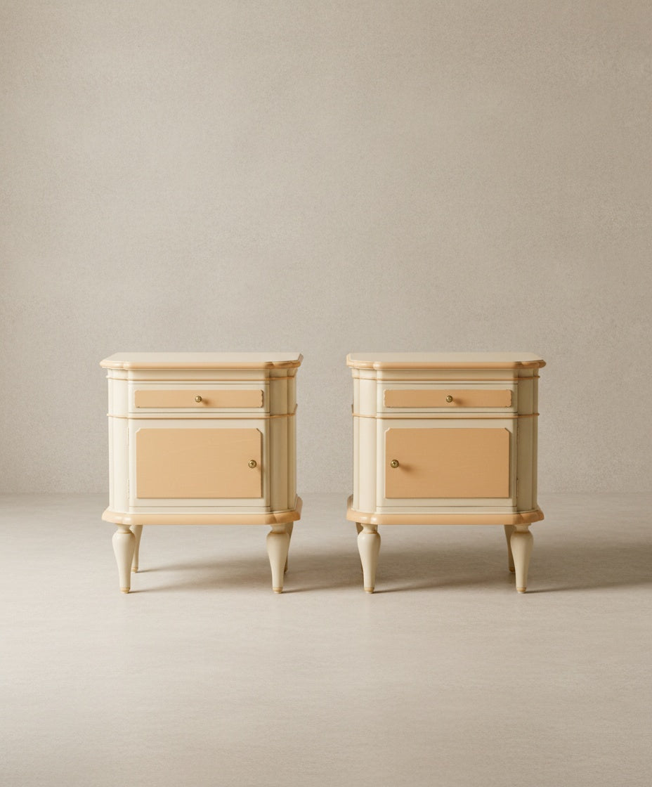 Pareja de mesitas de noche vintage Aube