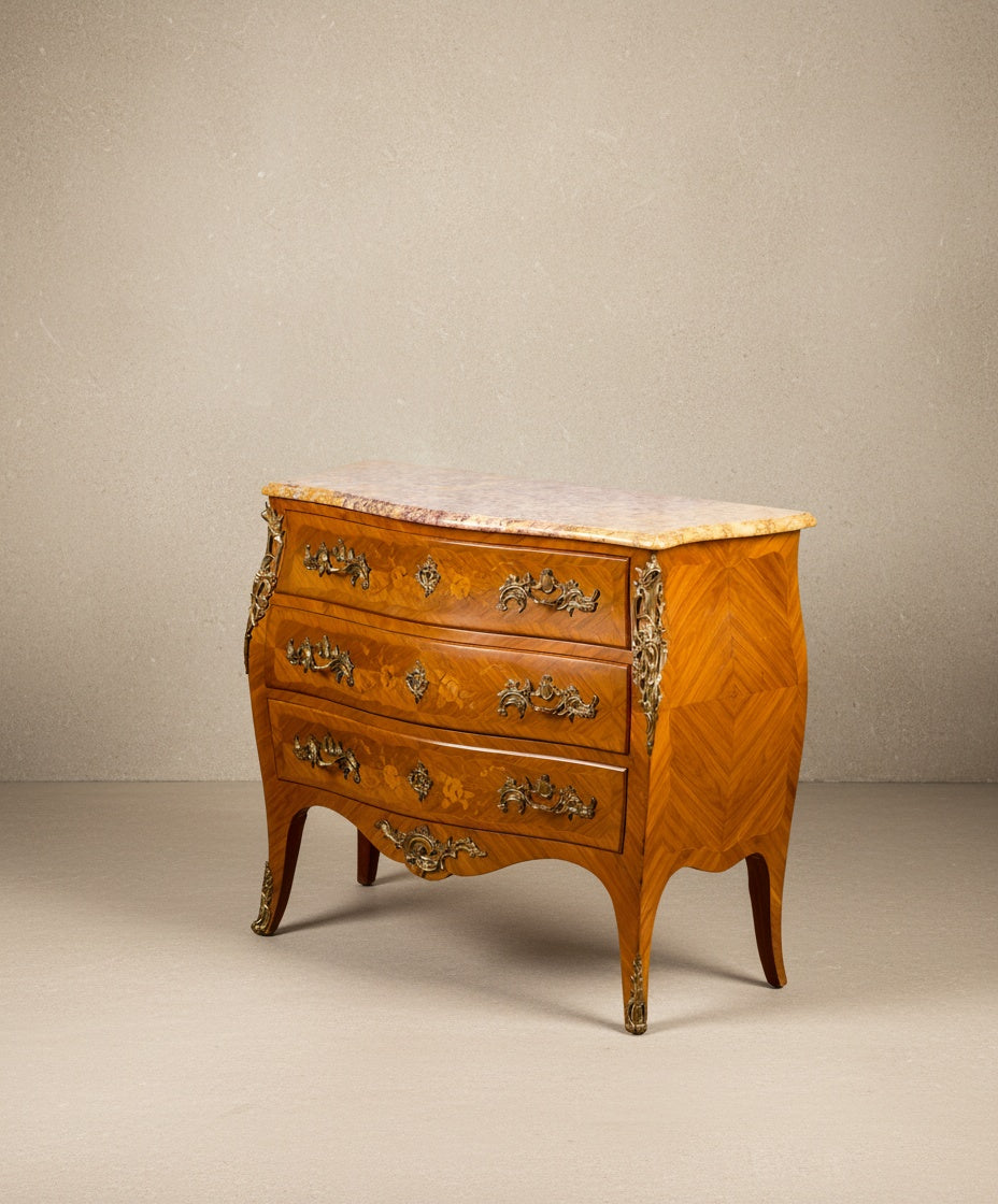 Cómoda francesa estilo Luis XV