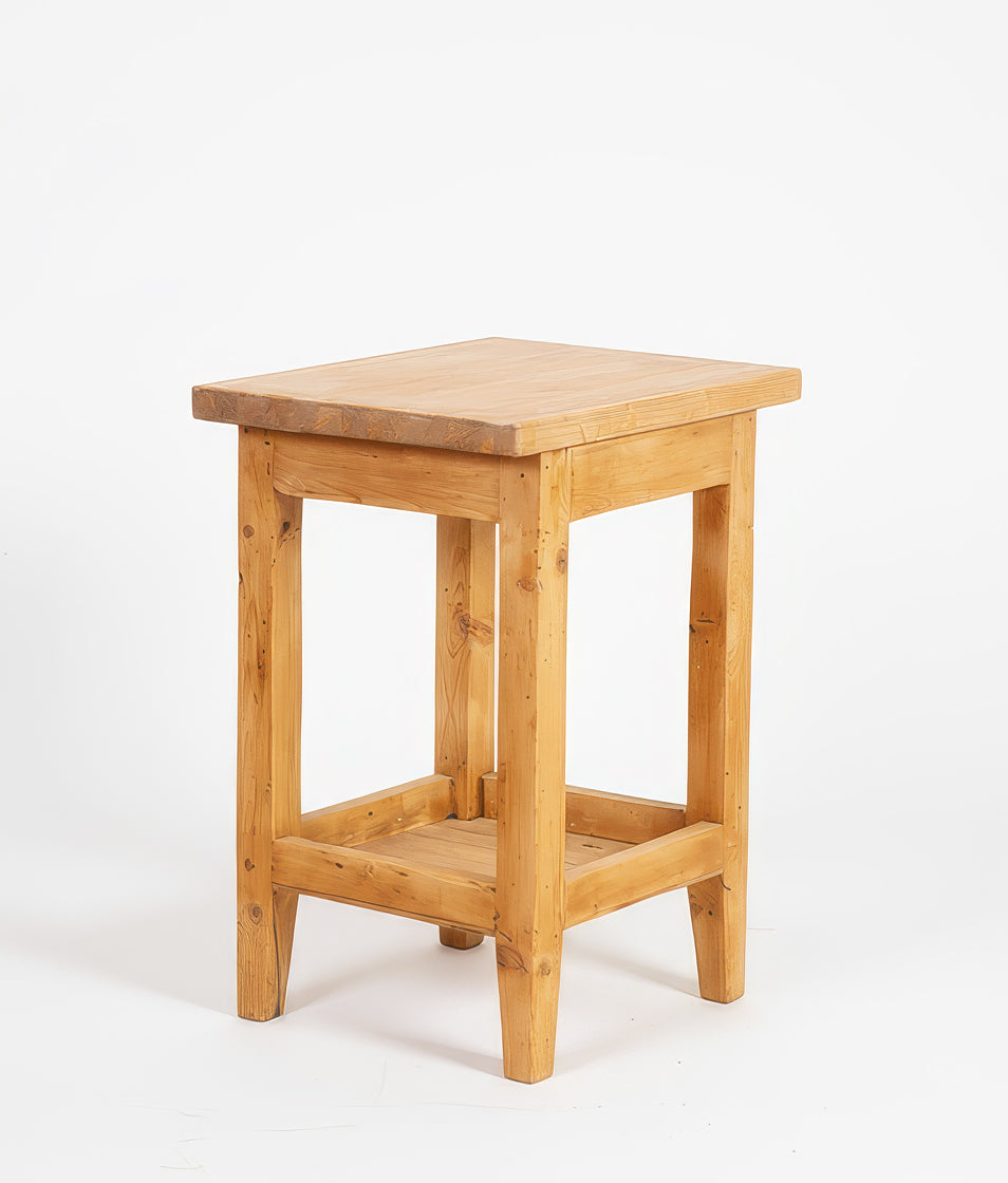 La Rinconada industrial table