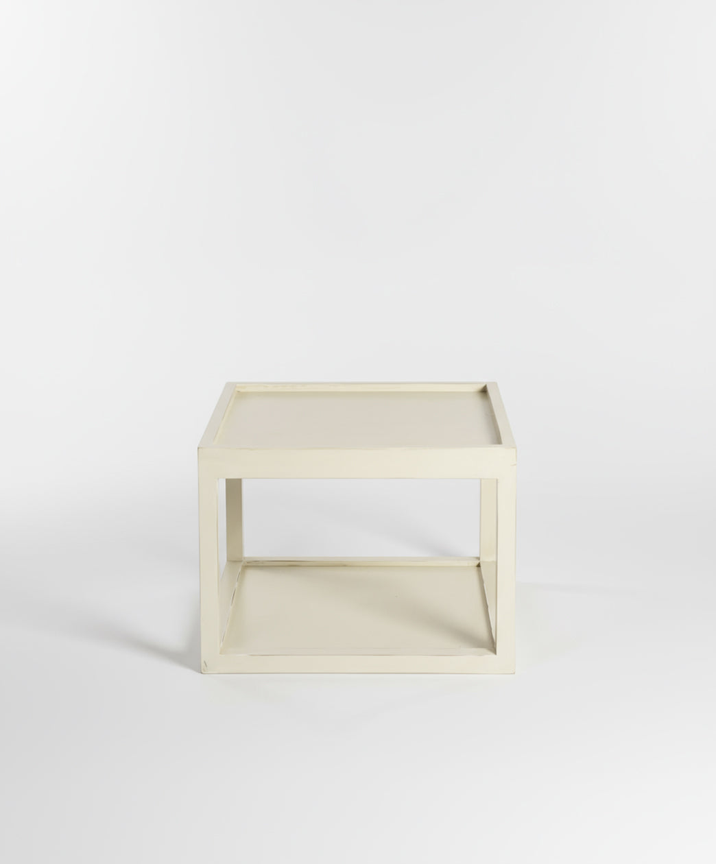 Mesa auxiliar Beteta