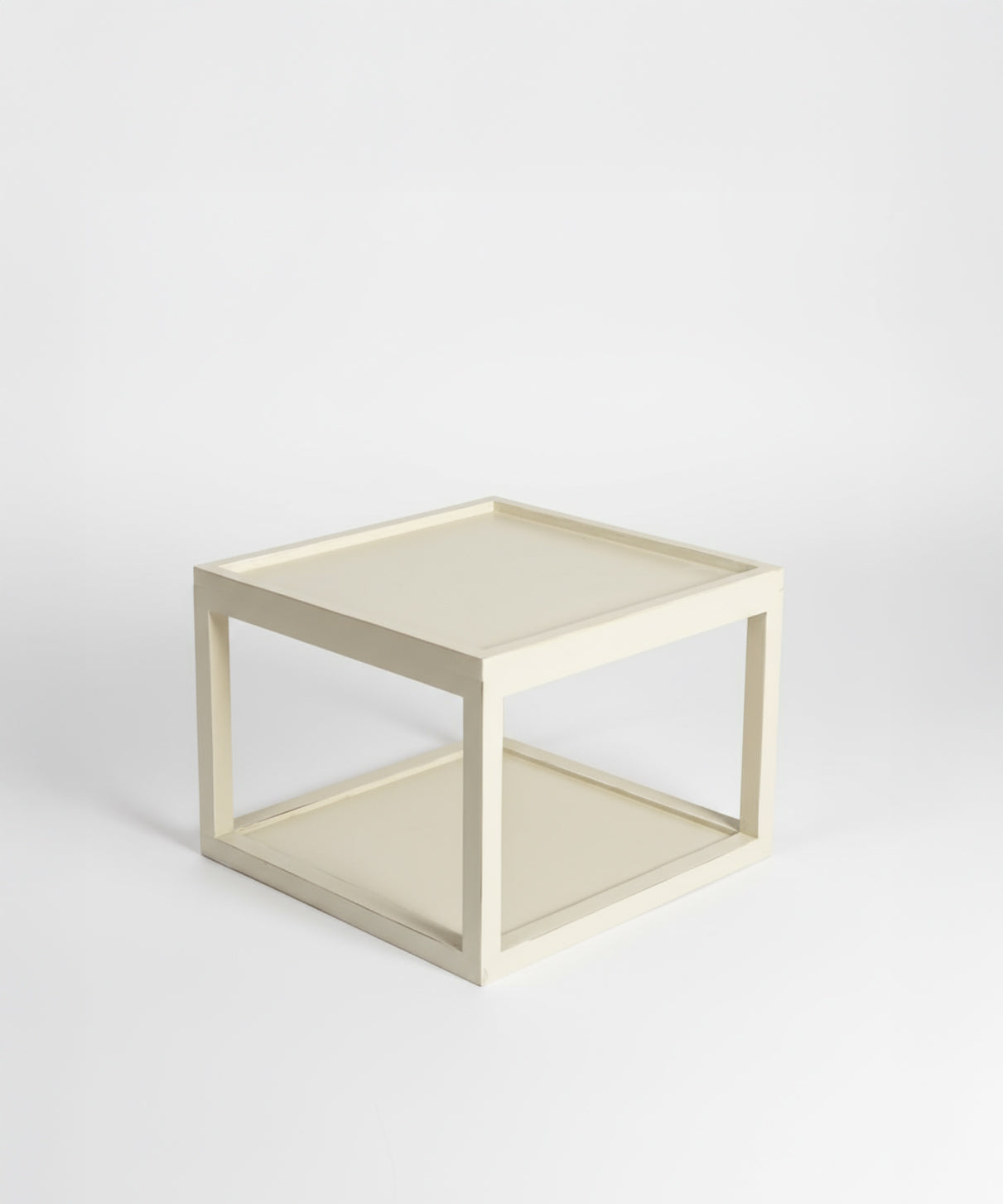 Mesa auxiliar Beteta