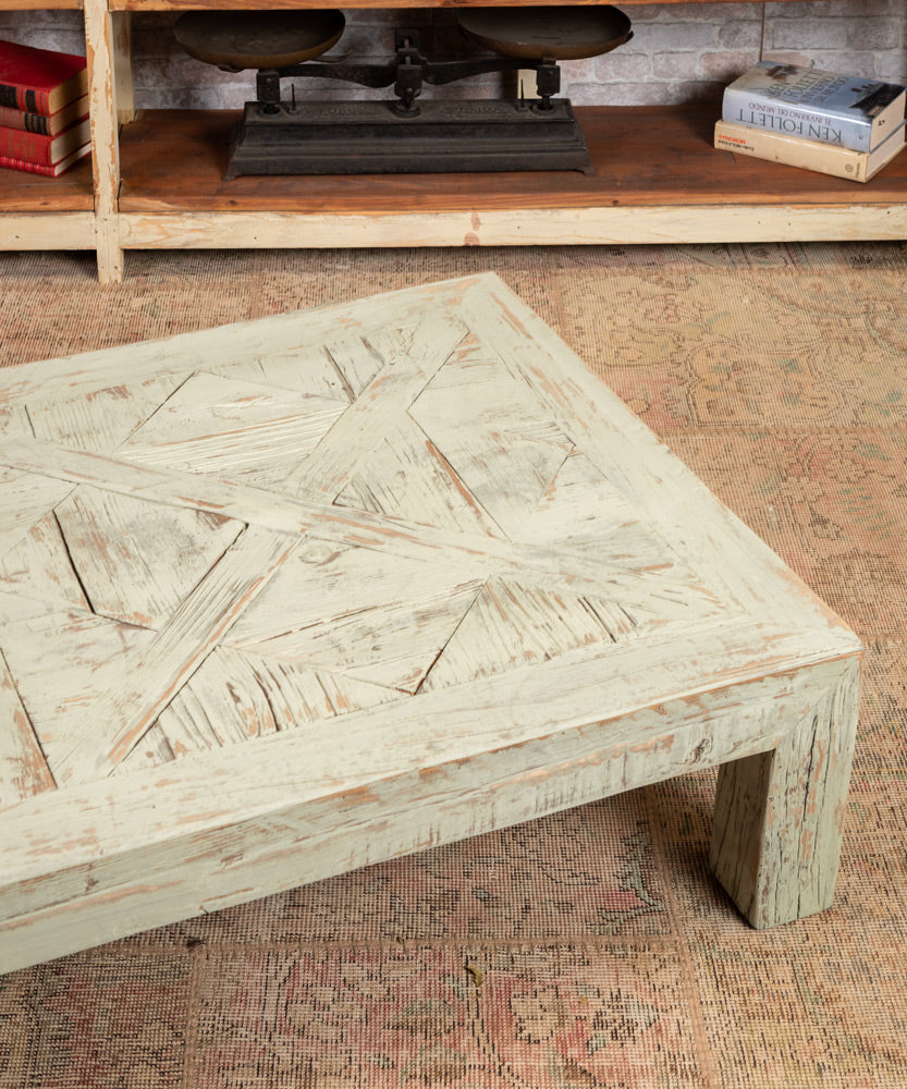 Mesa baja de madera Ponferrada