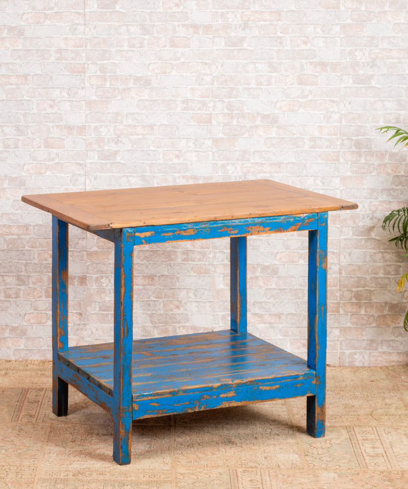 La Casona industrial island table