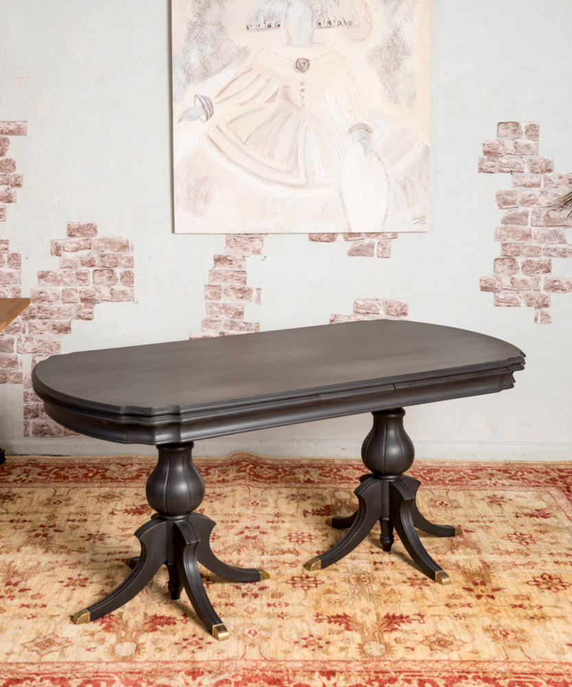 La Torre dining table