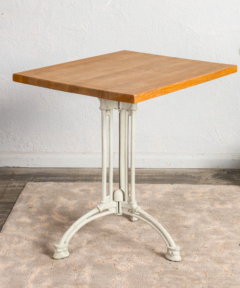 Eloise patio table