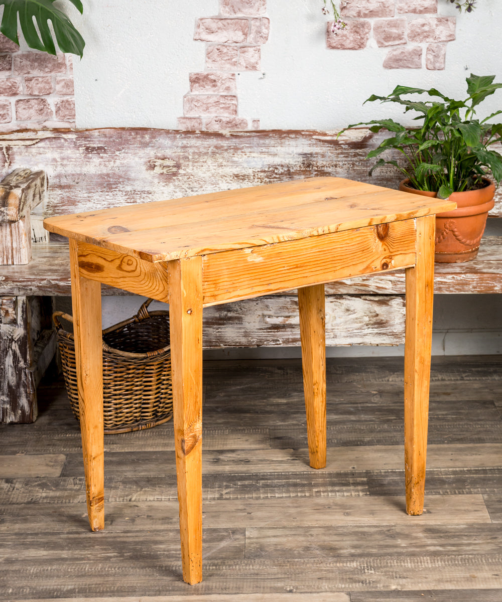 Antique rustic table La Hinojosa