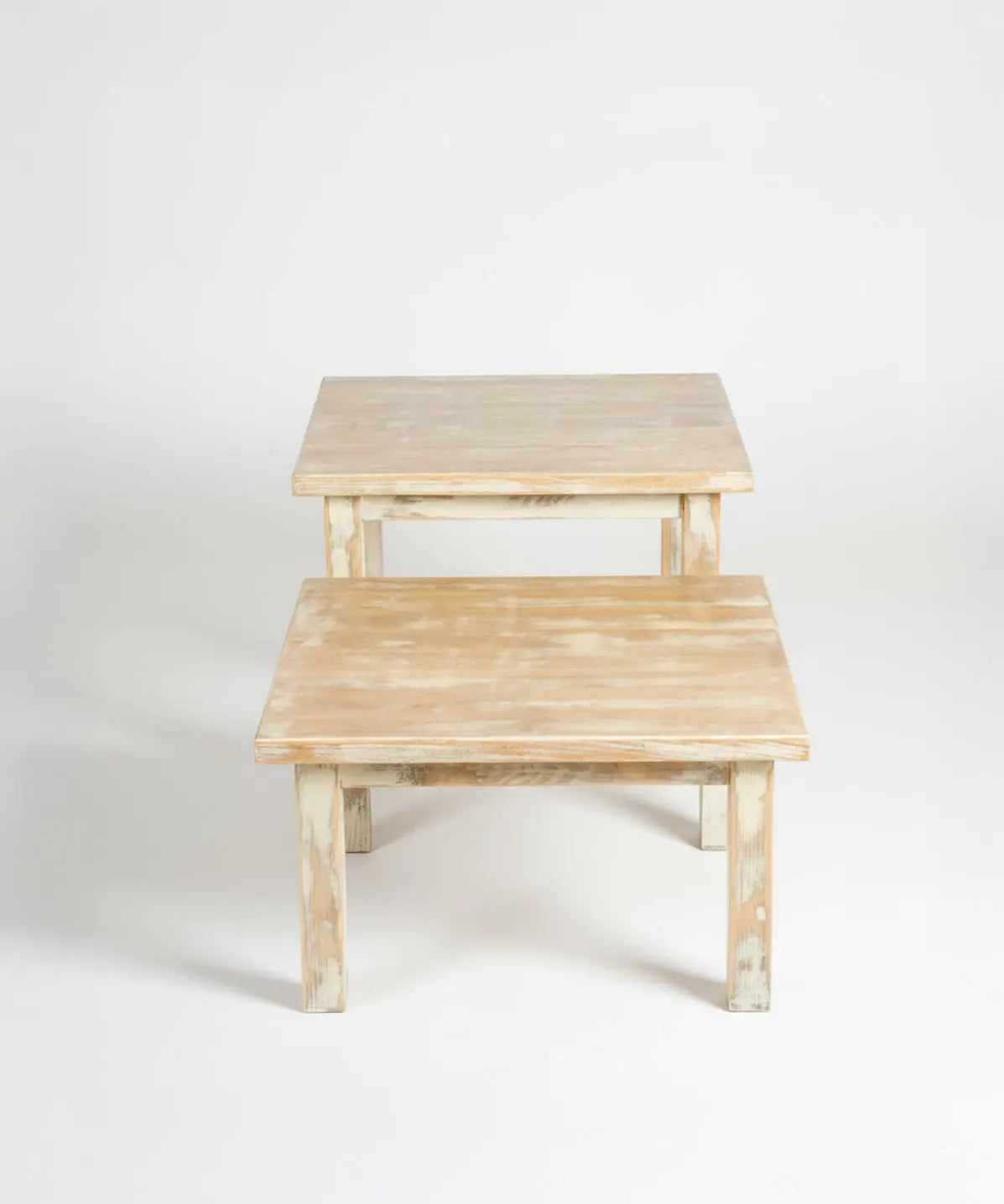 Pareja de mesas auxiliares La Bañeza Antique arte y decoracion