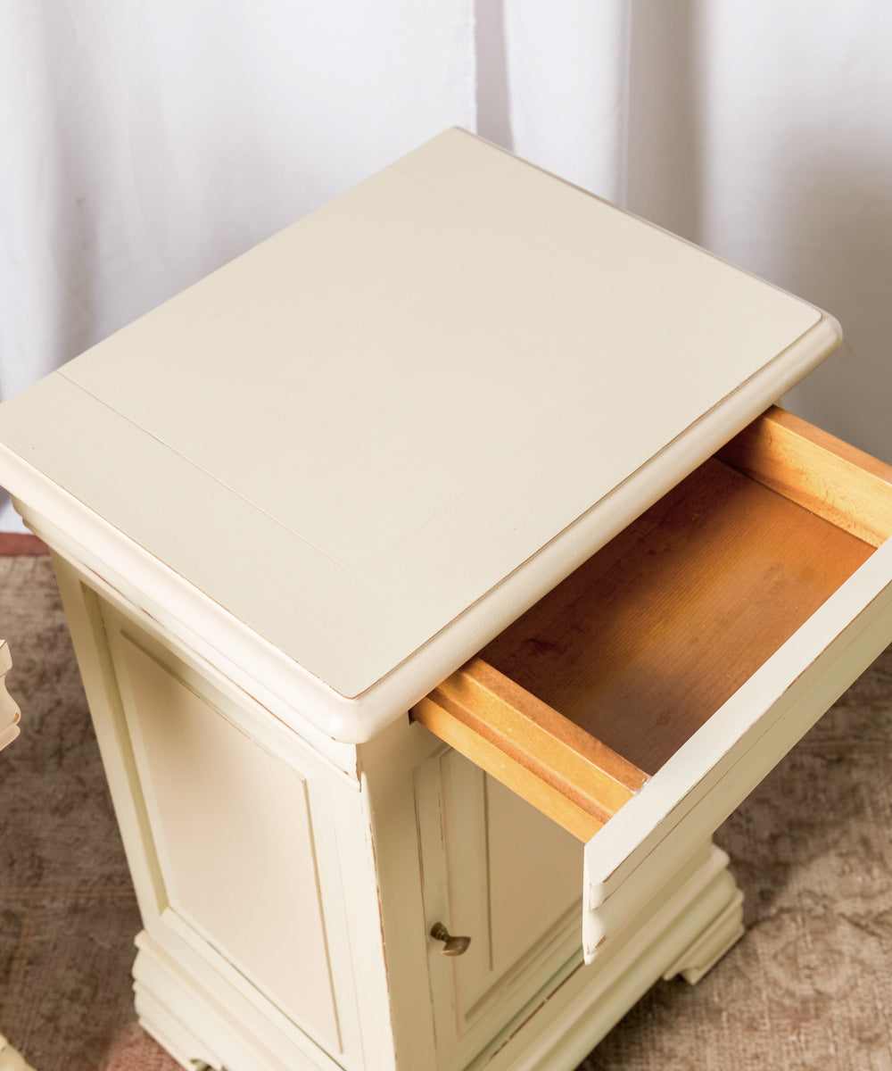 Pair of Honrubia tables
