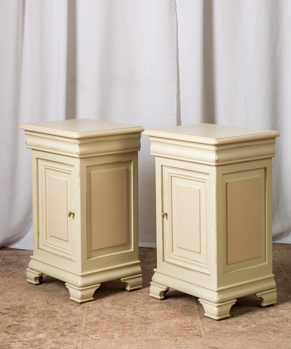 Pair of Honrubia tables
