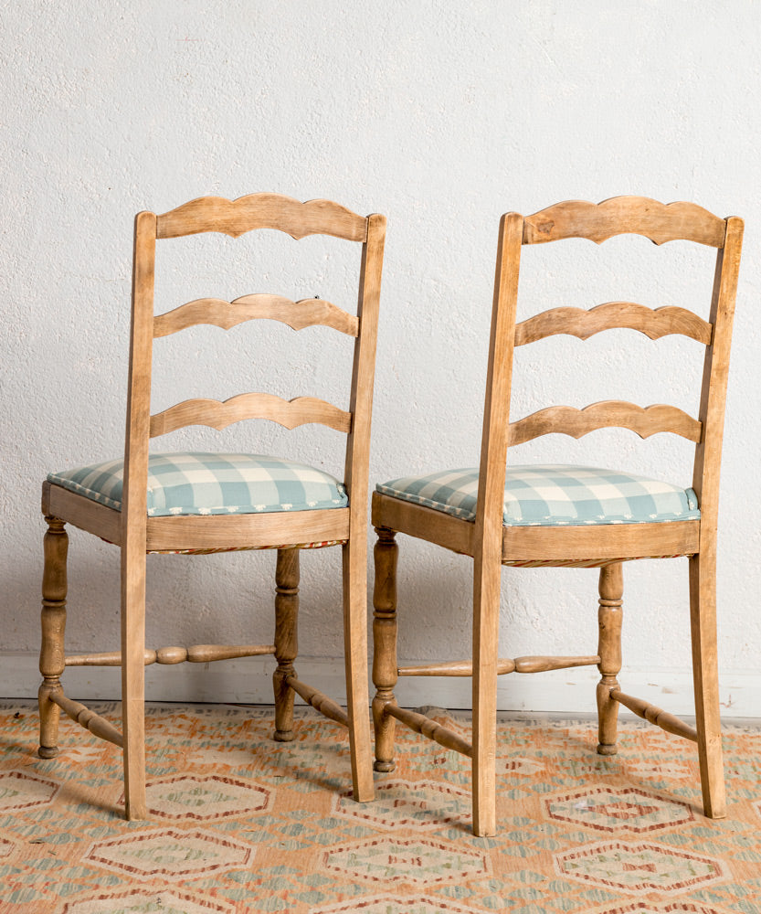 Pareja de sillas provenzales