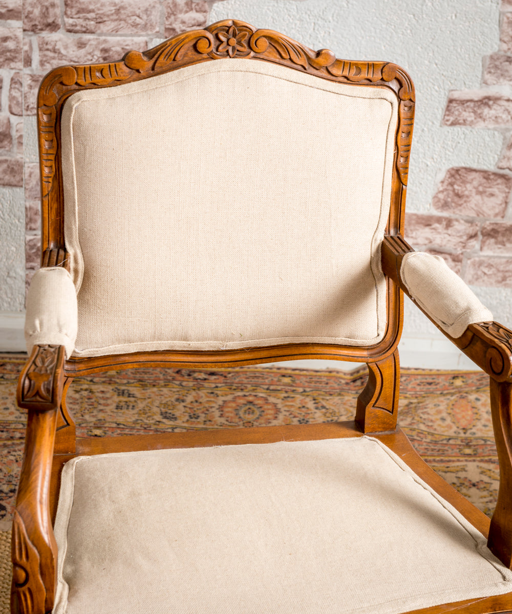 Sillón de nogal antiguo Luis XV