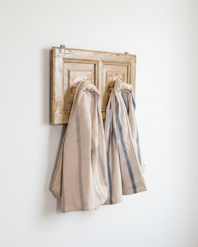 Romel wall coat rack
