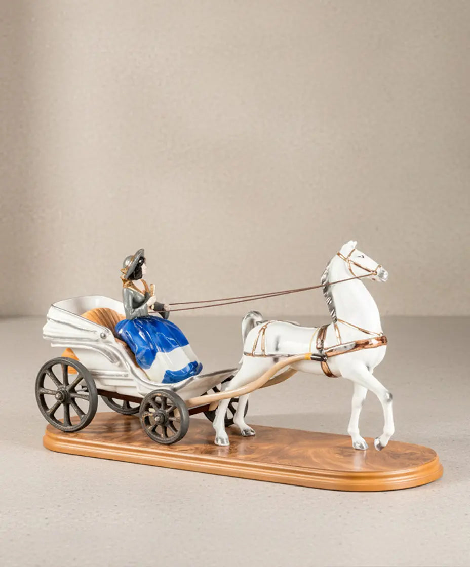 Figura de Porcelana Dama en Carruaje con Caballo | Vintage Siglo XX