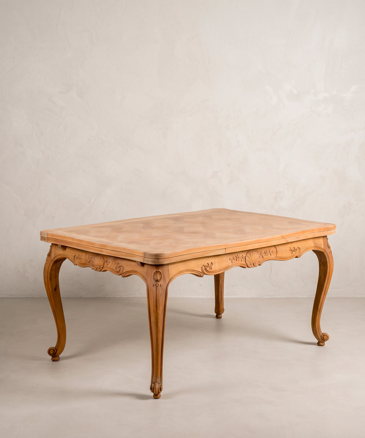 Mesa de Comedor Extensible Vintage de Cerezo | Estilo Luis XV