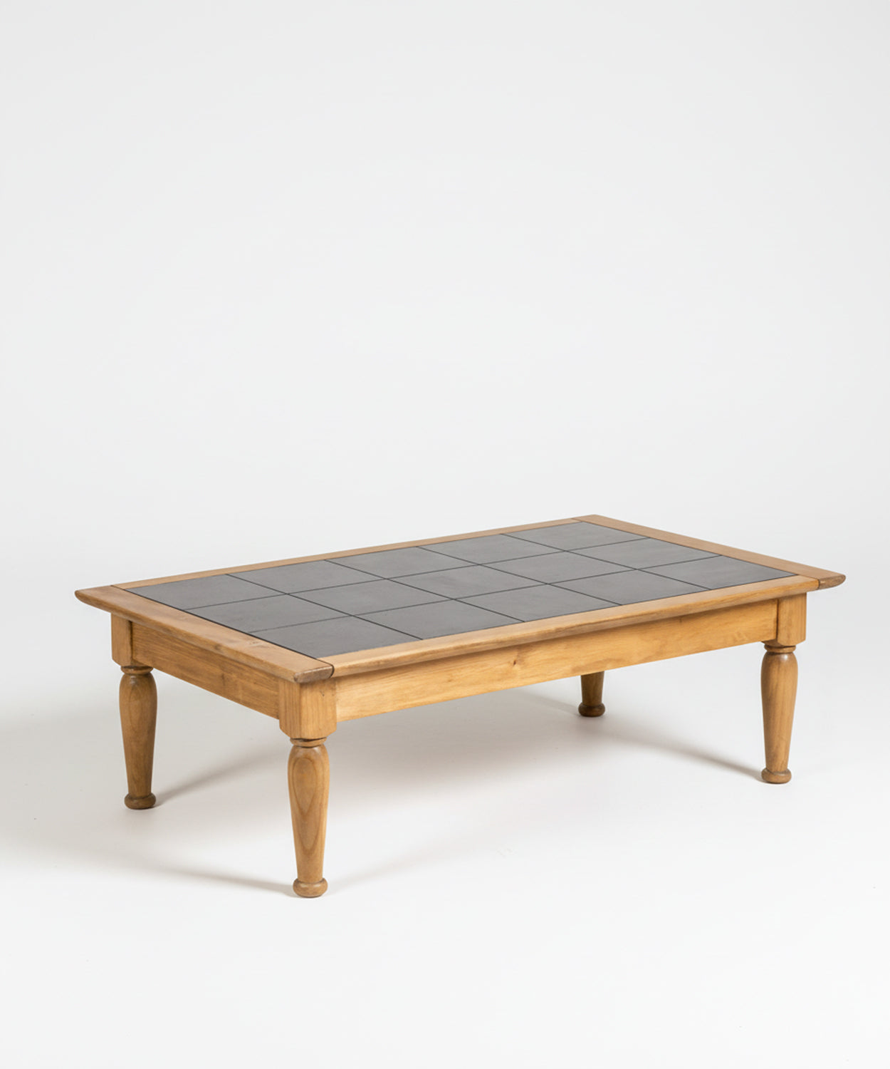 Mesa de centro rústica de madera