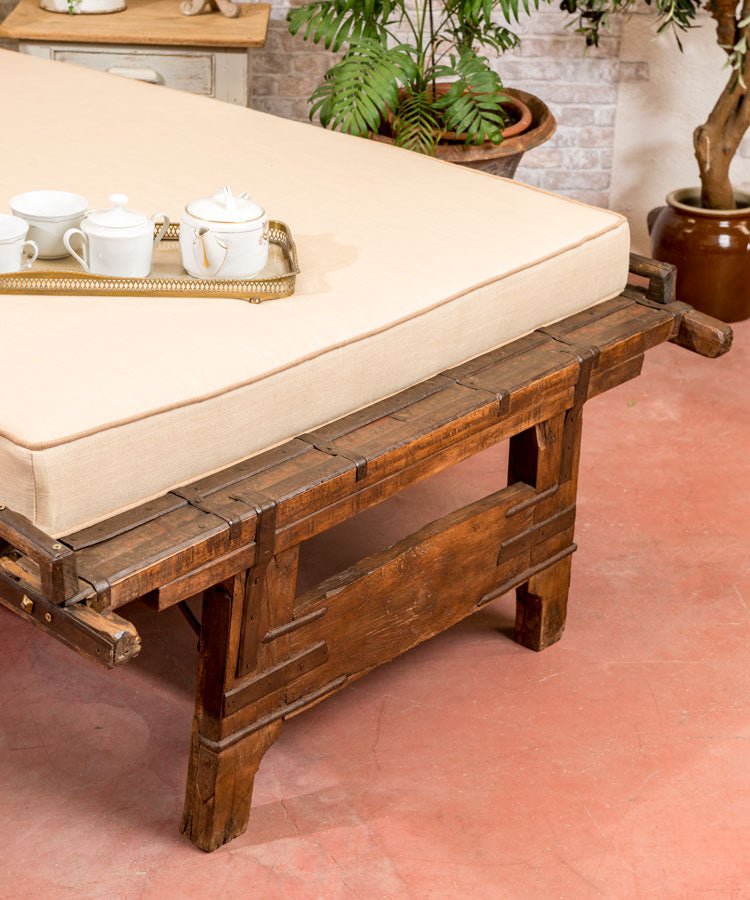Cama balinesa antigua - Antique arte y decoracion