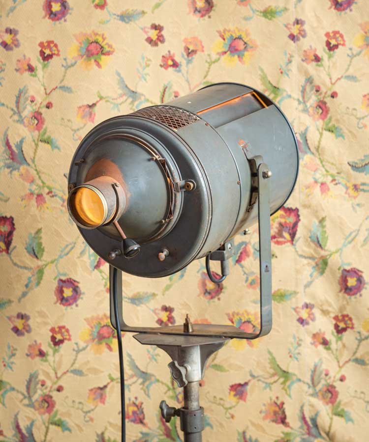 Foco de pie Kodak antiguo - Antique arte y decoracion