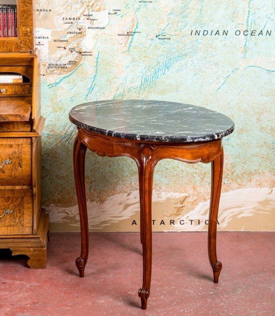 Mesa auxiliar antigua de nogal - Antique arte y decoracion