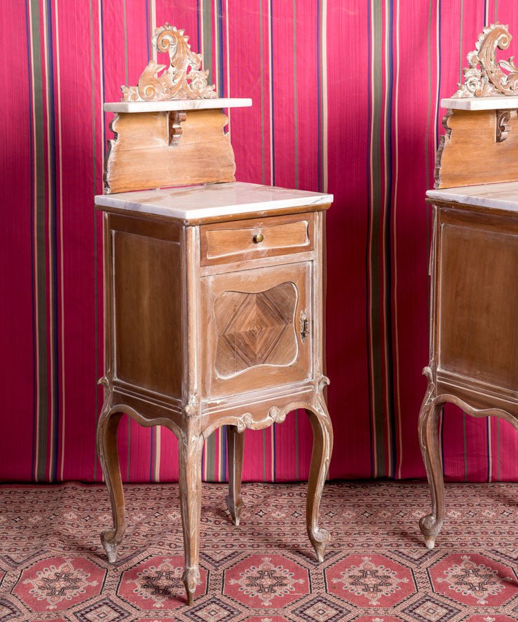 Pareja De Mesitas De Noche Antiguas Tessa - Antique arte y decoracion