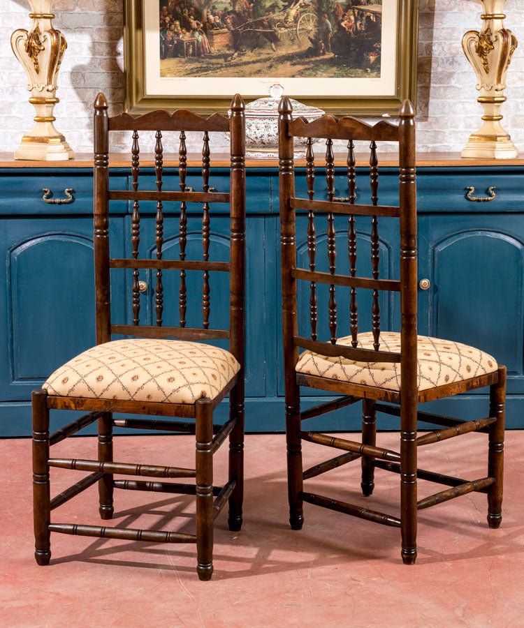 Pareja de sillas antiguas Village - Antique arte y decoracion