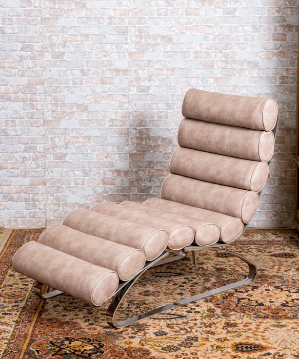 Sillón de diseño con reposapiés - Antique arte y decoracion